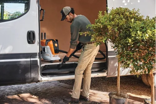 Stihl SEA 100 L Odkurzacz akumulatorowy — nr sa040117311