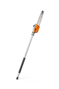 Stihl HT-KM Podkrzesywarka przystawka Kombi na białym tle.