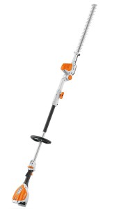 Nożyce akumulatorowe Stihl HLA 56 na wysięgniku.