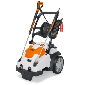 Stihl RE 462 PLUS Myjka ciśnieniowa o wysokiej wydajności dla budownictwa i rolnictwa.