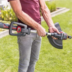 Podcinarka GT 1825 AL-KO 18 V Comfort Zestaw używana w ogrodzie.