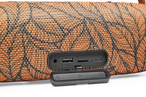 LED BLUETOOTH SOUNDBOX_3.jpg