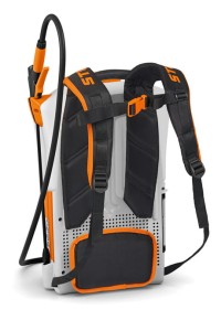 Akumulatorowy opryskiwacz Stihl SGA 85 z akumulatorem AP 200 i ładowarką AL 301.