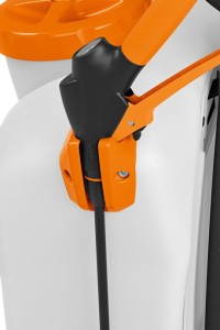 Stihl SGA 85 Akumulatorowy opryskiwacz, zestaw z akumulatorem AP 200 i ładowarką AL 301.