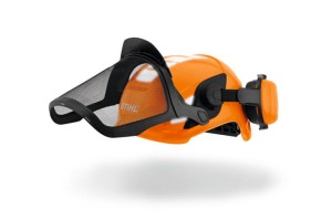 Hełm ochronny Stihl ADVANCE X-Vent z siatką zapewniającą wysoką przepuszczalność światła.