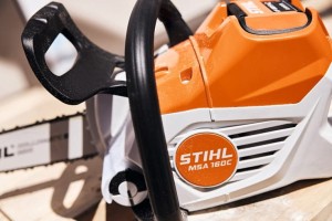 Pilarka akumulatorowa Stihl MSA 160 C-B bez akumulatora i ładowarki.