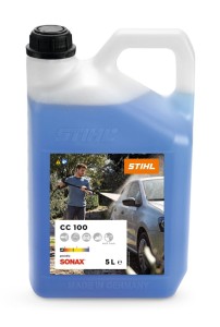 Stihl CC 100 5L Płyn do myjki, środek do czyszczenia pojazdów z woskiem w niebieskim kanistrze.