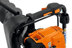 Stihl BT 131 profesjonalny świder glebowy z silnikiem 4-MIX i hamulcem QuickStop.