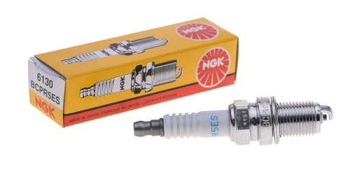 Świeca zapłonowa NGK BCPR5ES Kohler XT675  CZĘŚĆ ORYGINALNA