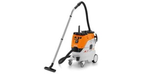 Stihl SE 133 ME Odkurzacz do czyszczenia na sucho i mokro.