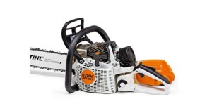 Pilarka spalinowa Stihl MS 261 z silnikiem 2-MIX o mocy 3,0 kW.