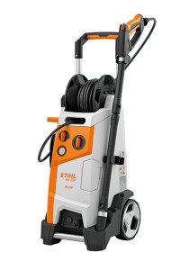 Myjka Stihl RE 170 PLUS do silnego czyszczenia z dodatkowymi funkcjami.