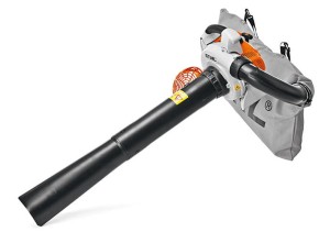 Stihl SH 86 Odkurzacz spalinowy o dużej mocy z workiem na liście.